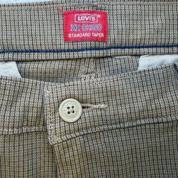 Levi's Men's Olive Chinos - Picture 3 of 4